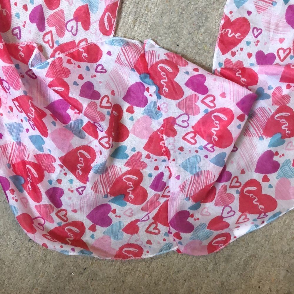 Vintage Translucent “Heart” Scarf - Picture 6 of 13